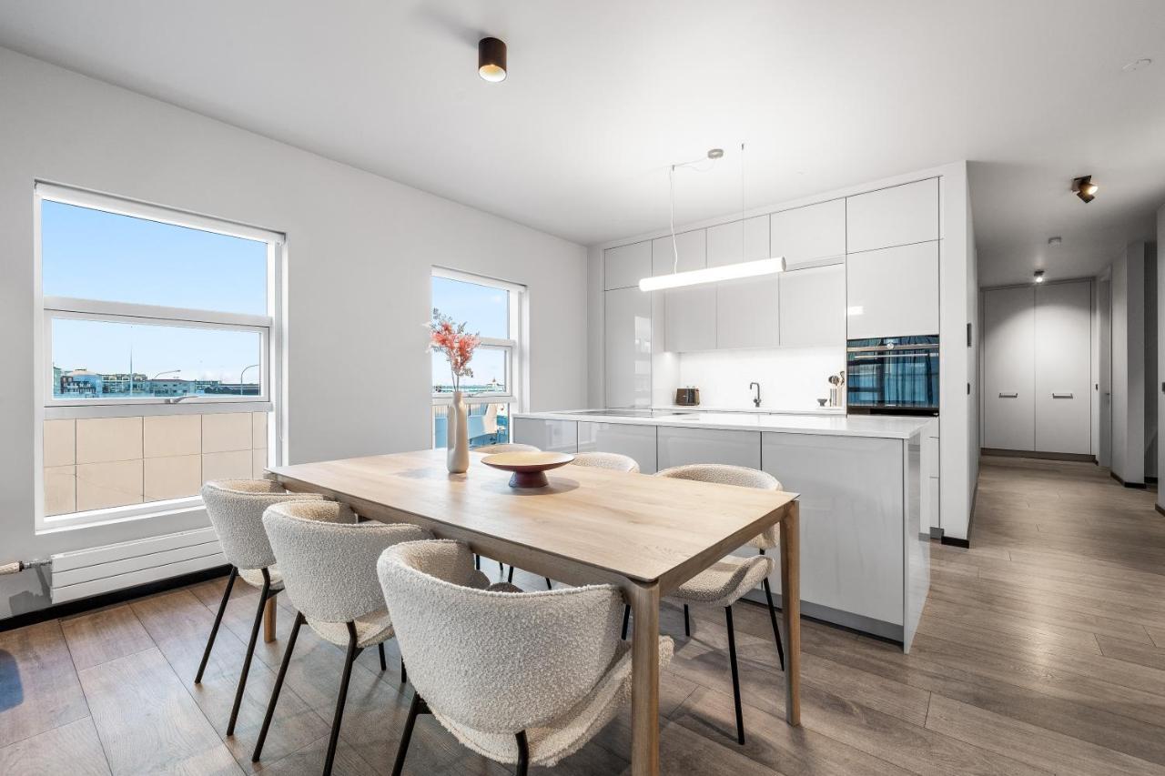 Harbour Lux 3Br & 2Ba In The Heart Of The City With Free Parking Reykjavik Bagian luar foto